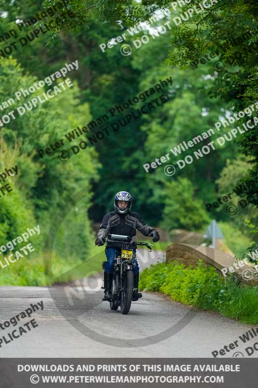 Vintage motorcycle club;eventdigitalimages;no limits trackdays;peter wileman photography;vintage motocycles;vmcc banbury run photographs